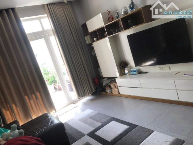 Bán Nhà Đẹp 5 Tầng Thang Máy DT 4 X22m .Mặt Tiền Lạc Long Quân - Âu Cơ - 1