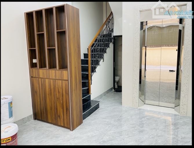 HOA HẬU PHỐ ĐỨC GIANG,XÂY MỚI,37M,6 TẦNG,THÁNG MÁY,NỘI THẤT NHẬP KHẨU,GIÁ 8,5TỶ,Ô TÔ THÔNG - 1