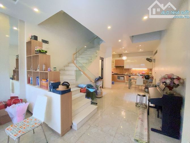 🏡 BÁN NHÀ ĐẸP LÊ TRỌNG TẤN - 45M² X 5 TẦNG - CÁCH Ô TÔ 20M - GIÁ CHỈ 6,8 TỶ - 1