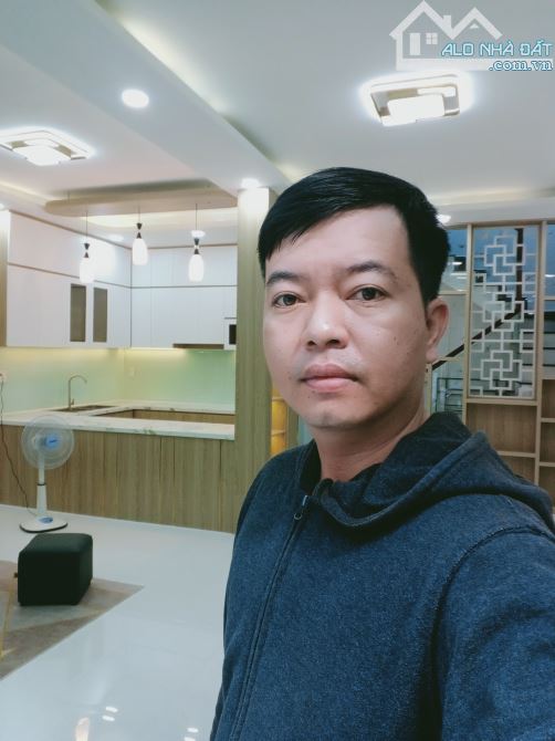 Nhà mới đẹp. Hẻm ô tô thẳng 1 trục Lê Văn Khương - Ngang 6m, gần Metro, tiện về Gò Vấp. - 1