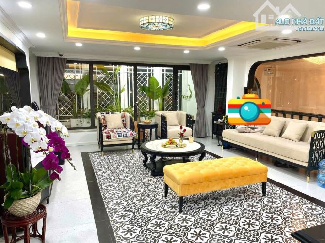 Nghi Tàm - Tây Hồ 98m x 5 tầng, mặt tiền 9m, giá 35 tỷ thương lượng - 1