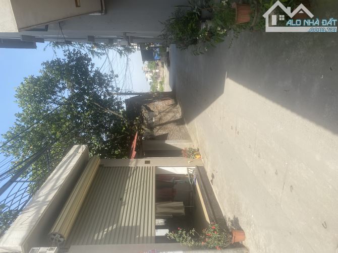 ĐÔNG HỘI Ô TÔ TRÁNH 60m2 sát chợ và bìa làng - 1