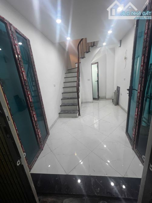 CHÍNH CHỦ BÁN NHÀ PHỐ NGUYÊN KHIẾT HIẾM CÓ 15M 5 TẦNG  SỔ RIÊNG , 10M Ô TÔ. - 1