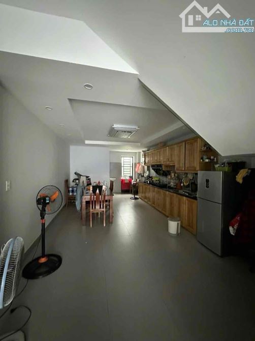 🔥Nhà 4 tầng, 10,5 tỷ, đường Dương Đình Nghệ 67m2, MT 4m, Gần Biển - 1