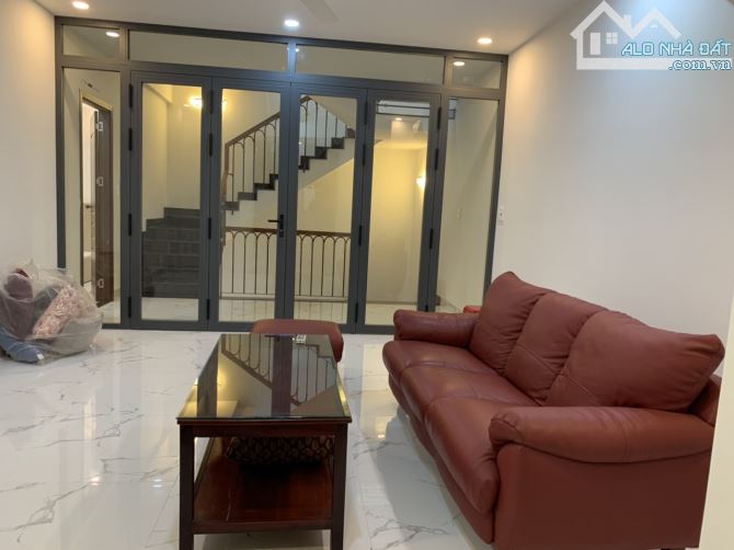 Cho thue biệt thự DT 220 m2 làm VP+ nhà ở khu Lovera Park Khang Điền Binh Chánh - 1
