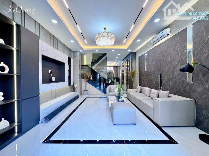 Bán Gấp Nhà Đẹp 2 Tỷ 500 – 4PN, 240m² – Hẻm Ô Tô – Gần Trung Tâm Thủ Dầu Một - 1