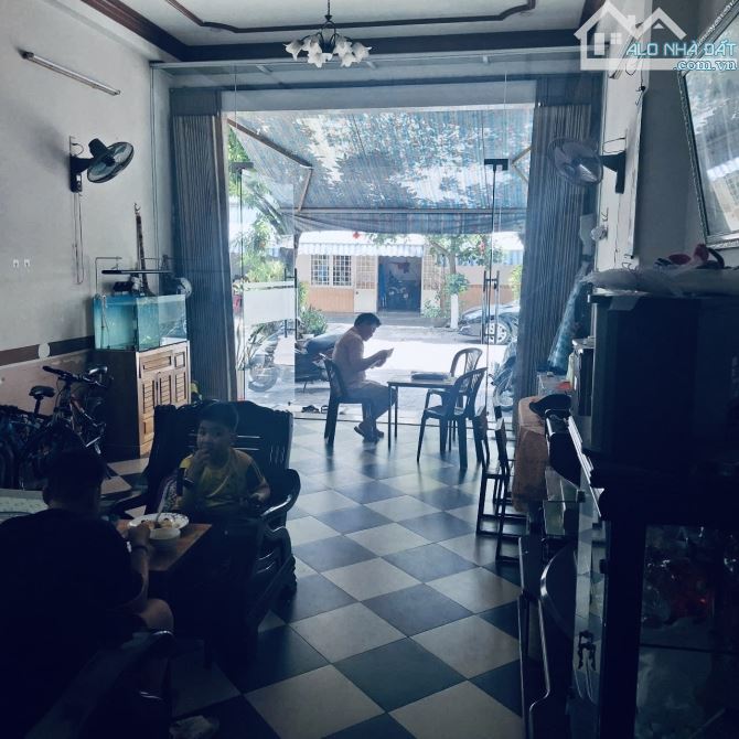 Bán nhà mặt tiền đường LÊ SÁT, Hải Châu, ngay chợ ĐẦU MỐI, kinh doanh đỉnh= 7ty3 - 1