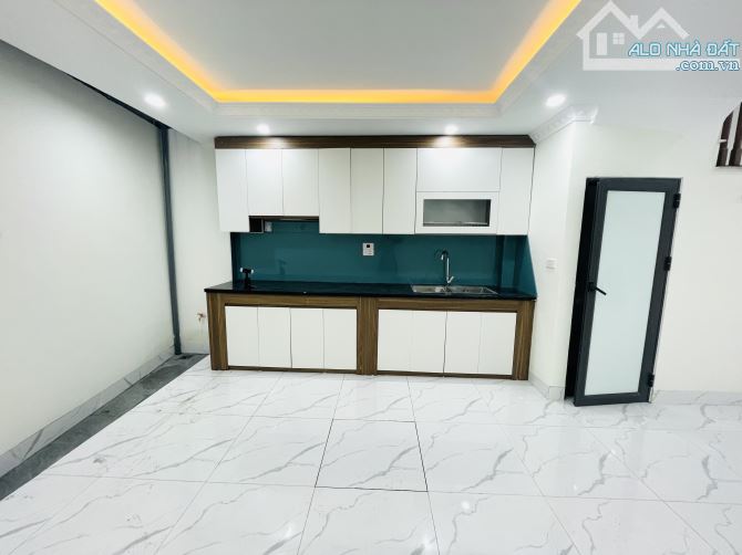 Hơn 5 tỷ có ngay nhà đẹp 4 tầng gần hồ điều hoà tại Ngũ Hiệp - 1