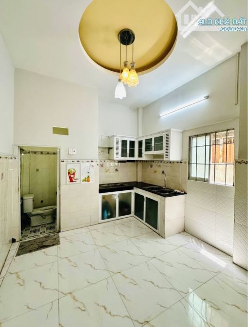 Nhà  góc đẹp, 3 tầng, hẻm 4m, Đặng Chất- thông Dạ Nam, k lộ giới - 1