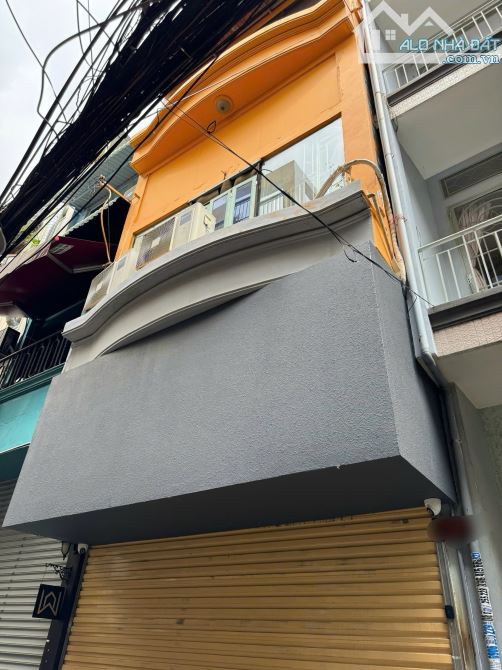 Bán nhà hẻm 150 Nguyễn Trãi thông Tôn Thất Tùng, P.Bến Thành  Q.1 ( 4x 18m) 4 lầu Giá:26Ty - 1