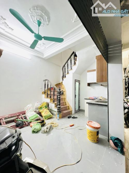 Bán Nhà Bạch Đằng 18M x 5T Chỉ 3,9 Tỷ. 40M ra phố, nhà đẹp, ngõ nông - 1