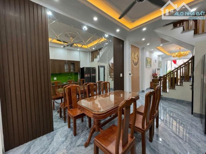 NHÀ YÊN NGHĨA GARA ÔTÔ 2 THOÁNG 58M 4T NHỈNH 6 TỶ - 1