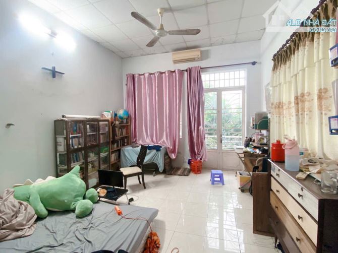 HXH CMT8, QUẬN 10 – 136.6M² (5.33 x 26.8) – VUÔNG VỨC TIỆN Ở/VP/CHDV – 18 TỶ TL - 1