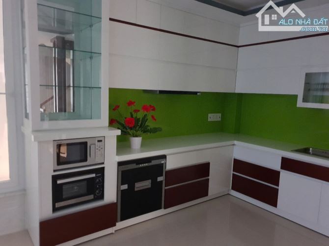 Bán Nhà Góc 2MT Bùi Văn Thêm P.9 Q.PN 5,7x17m 7 tầng, thang máy HĐT 60tr/th 24 tỷ - 1