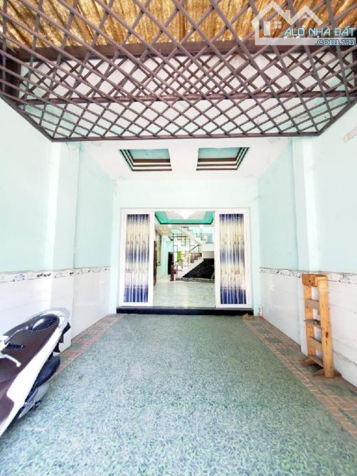 CHỈ 5.X TỶ - 80M2 - 3 TẦNG - ĐƯỜNG 10M - HƯƠNG LỘ 2 - BÌNH TÂN - NGAY BỆNH VIỆN BÌNH TÂN - 1