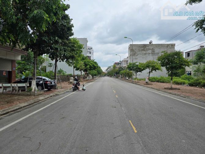 Bán lô đất đường chính Lê Hồng Phong, phường Kinh Bắc, giá 9,1 tỷ - 1