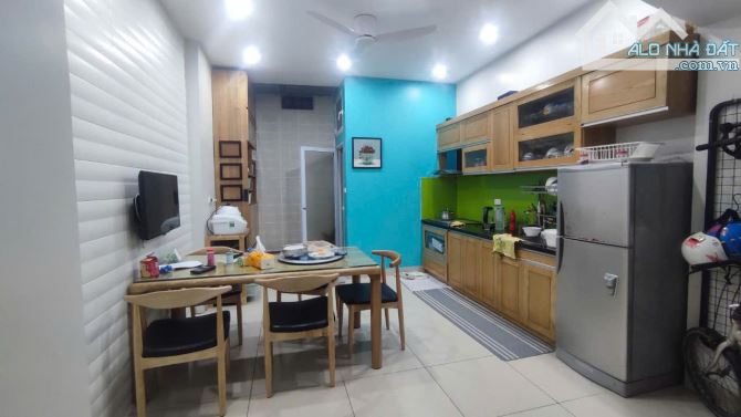 Bán nhà ngõ 902 Kim Giang ô tô đỗ gần nhà, cạnh KĐT Linh Đàm 28m2 chỉ hơn 3 tỷ. - 1