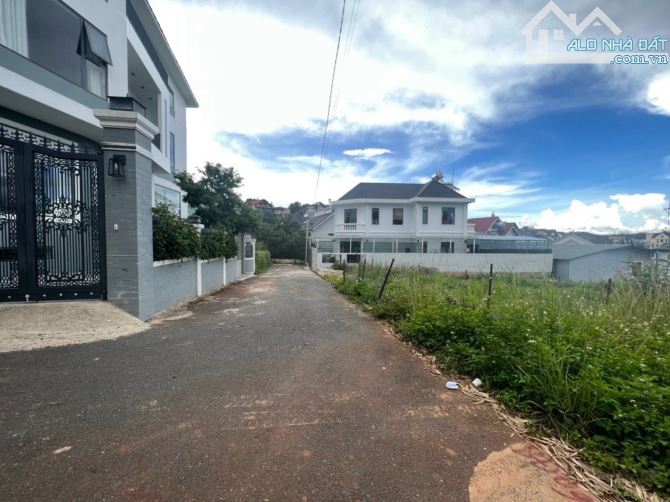 🏡 BÁN ĐẤT NGAY KHU DÂN CƯ CAO CẤP VẠN HẠNH – TP. ĐÀ LẠT - 9.5 TỶ - 1