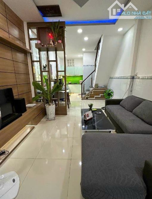 Q7 háng xóm Phú Mỹ Hưng, 2 tầng, 44m2, 4.x tỷ, cách Lcaasa Hoàng Quốc Việt 50m - 1