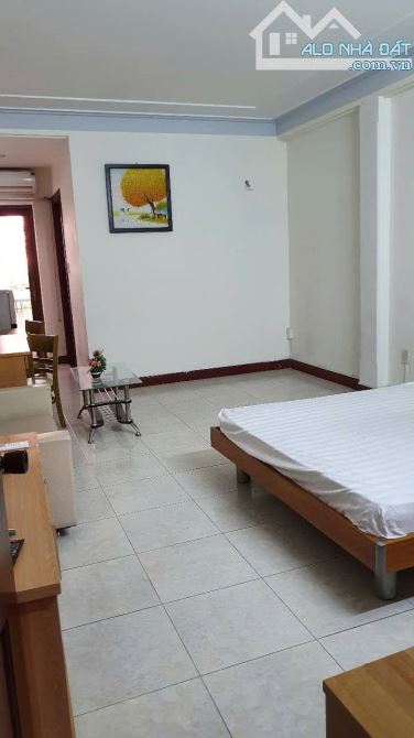 Mặt tiền Nguyễn Phi Khanh, P. Tân ĐỊnh Q.1 - DT: 4m x 28m - 5 Lầu T.máy - Giá: 35 Tỷ - 1