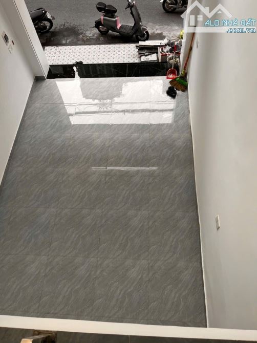 Bán nhà mặt đường chùa hàng xây mới - 1