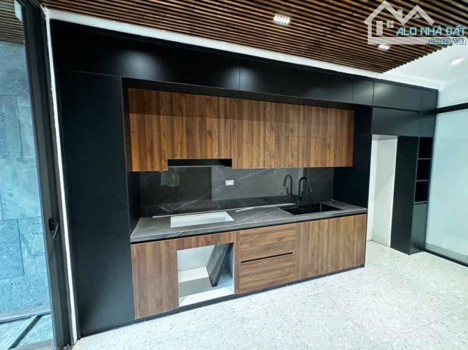 BÁN NHÀ.ĐƯỜNG LÁNG-ĐỐNG ĐA-CHỈ VIỆC KÉO VALI VỀ Ở - 1