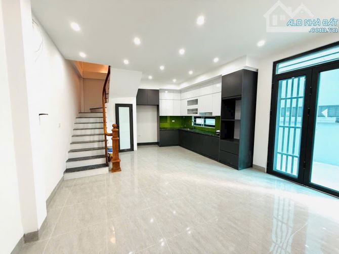 Bán nhà đẹp Biên Giang- Hà Đông 35m giá 3.05ty ( có tl) , cách Quốc Lộ 6 chỉ 500m, ô tô lù - 1