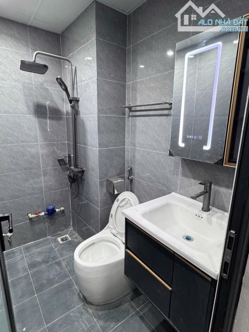 Cc cần bán gấp nhà Khâm Thiên Xã Đàn 5 tầng thang máy ngõ rộng sát phố 45m2 giá 8ty19 - 1