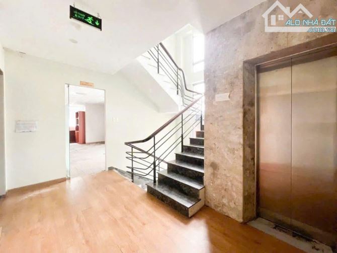 Cho thuê nhà mặt tiền số 3A Nguyễn Văn Thủ, Phường Đakao, Quận 1, Hồ Chí Minh - 1
