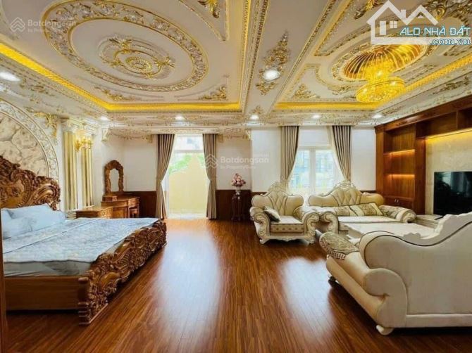 (HOT)Bán nhà 2 mặt tiền Trường Chinh quận Tân Bình. 6,5m x 45m(nở hậu),cấp 4, giá chỉ 3tỷ - 1