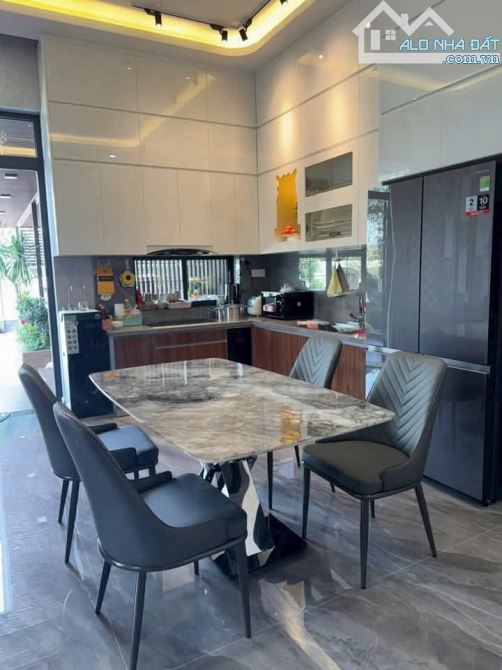 🏡 BÁN NHÀ ĐẲNG CẤP NGUYỄN NGỌC VŨ – TRUNG TÂM CẦU GIẤY 🌟 Giá cực hấp dẫn: Chỉ 30 tỷ VNĐ - 1