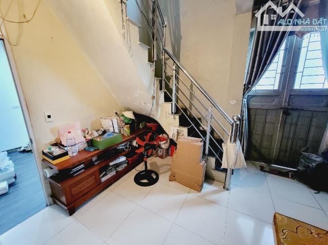 BÁN NHÀ 3 TẦNG CHỤC KINH DOANH CỔ HẢI Bối. DT 38m . MT 3.2m. Giá 9.35 tỷ. - 1