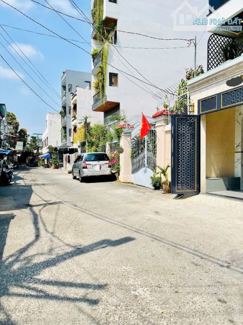 Bán nhà siêu đẹp, 6 tầng, Gara, thang máy, 80m2, Nguyễn Văn Khối, P11, Gò Vấp, SHR - 1