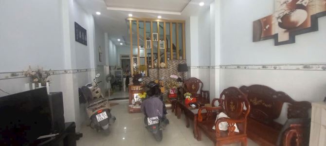 Nhà bán hẻm 5m thông đường Tân Thới Hiệp 21, Q.12 diện tích 60m2 đúc 3 tầng giá nhỉnh 5TY. - 1
