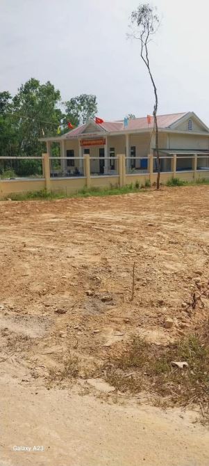 Đất Mặt tiền Thân Nhân Trung - Thuỷ Lương  - Diện tích: 126m2 Đường nhựa 13,5m - Giá sập s - 1