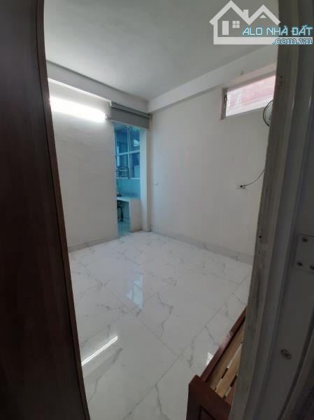 Bán CHDV đường Đại La, Hai Bà Trưng,60m, 6 tầng, 14 phòng KK, 100m ra Kinh tế, 11.6 tỷ - 1