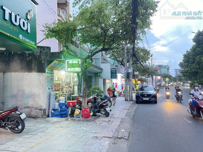 Bán lộ đất diện tích gần 1000m2 mặt tiền Đồng Khởi Biên Hòa, giá 55 tỷ. - 1