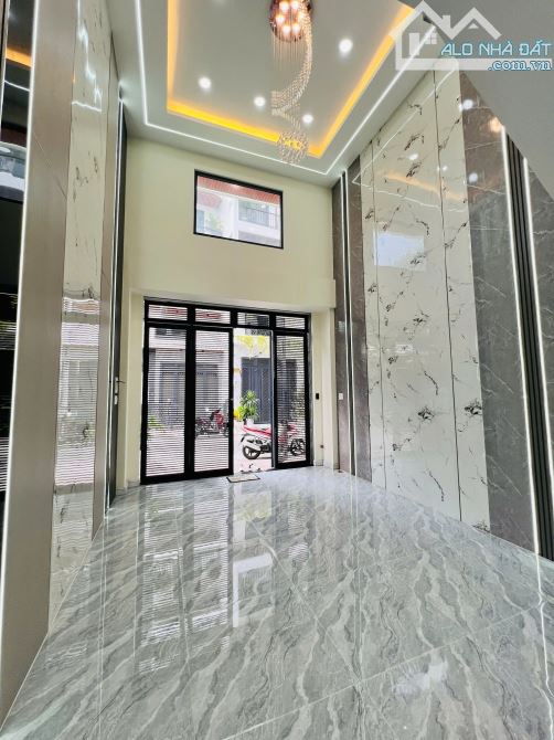CẦN BÁN NHÀ MẶT TIỀN NGUYỄN TRI PHƯƠNG - QUẬN 10 - 49m², 3 TẦNG - 16.7 TỶ - 1