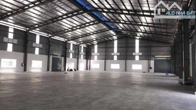 Cho thuê kho đường 21B, Thanh Oai, HN. DT 1000m2 cao 9m có điện 3fa, xe công đỗ cửa. 50k/m - 1