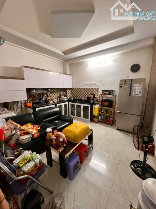Bán nhà Lạc Long Quân 55m2 3tầng BTCT chỉ 4🧄8 - 1