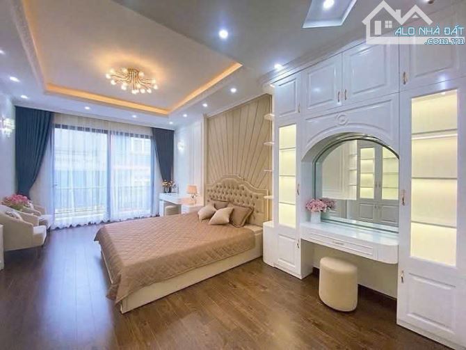 SIÊU PHẨM NHÀ ĐẸP FULL ĐỒ  sang trọng , 5 TẦNG ,LIỀN KỀ,VĂN QUÁN, HÀ ĐÔNG.CHỈ 7 TỶ . - 1
