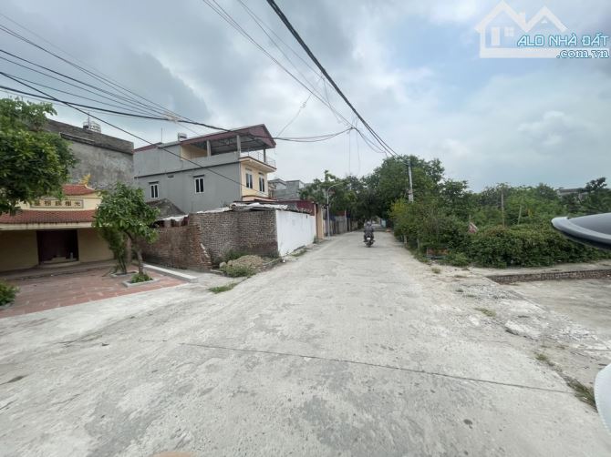 CẦN BÁN GẤP 💥💥GẦN 80M-2 MẶT TIỀN-PHƯỜNG GIA ĐÔNG-THUẬN THÀNH-ĐƯỜNG XE 7 CHÕ-2TY3XX - 1