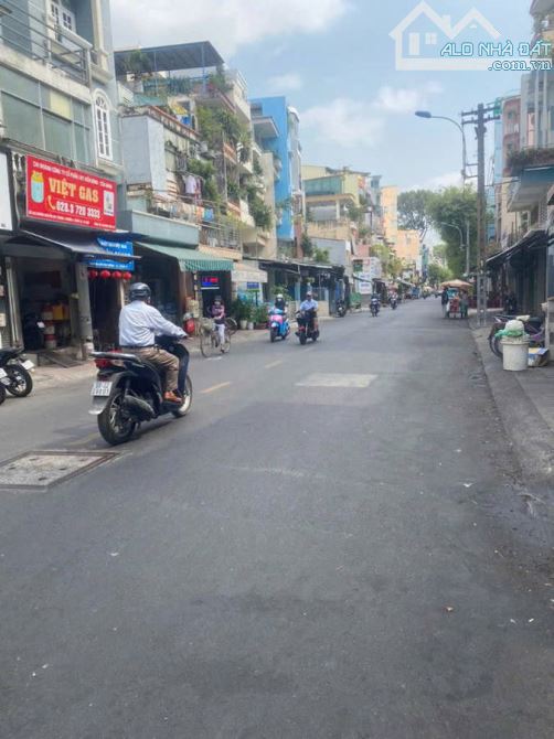 Bán Nhà Mặt Tiền Nguyễn Duy Dương, P.4, Q.10 - Đường 20M - Kinh doanh đỉnh - 11.7 tỷ TL - 1