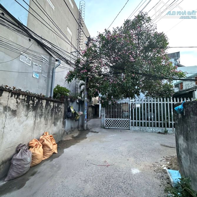 BÁN NHÀ 2 TẦNG - LÊ VĂN VIỆT XE HƠI SÁT NHÀ 70M2 - SỔ VUÔNG - GIÁ 2.99T - 1
