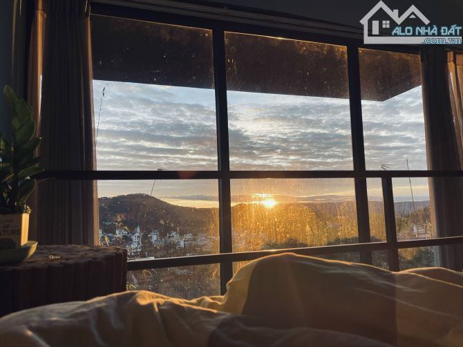 VILLA KHE SANH VIEW CỰC ĐẸP CON ĐƯỜNG ĐẦY HÒA MAI ANH ĐÀO - 1