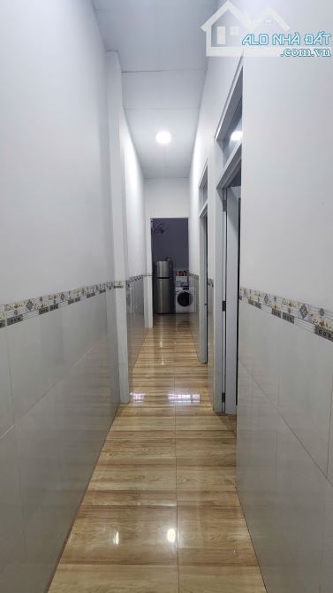 WOOAA RẺ NHẤT KHU BÁN GẤP NHÀ CẤP 4 CÒN MỚI 90% KHU TÁI ĐỊNH CƯ HỜN RỚ 2, ĐƯỜNG 13M - 1