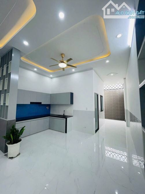 BÁN NHÀ SỔ HÔNG RIÊNG THỔ CƯ ,ĐƯỜNG NHỰA RỘNG 12m.  THUỘC PHƯỜNG TRẢNG DÀI - 12