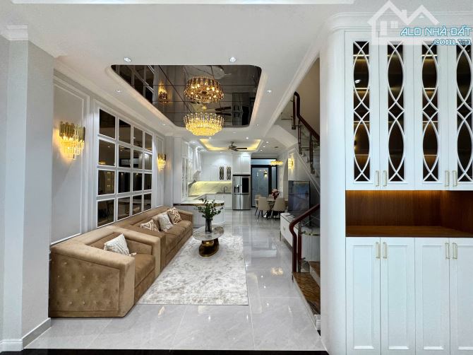 Biệt Thự Hoàng Quốc Việt, Quận 7 90,5m² - Nhà mới, nội thất cao cấp - 18,5 tỷ - 12