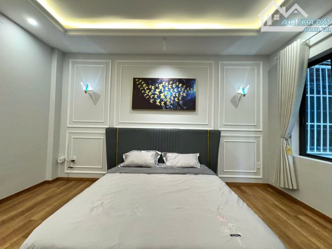 Biệt Thự Hoàng Quốc Việt, Quận 7 90,5m² - Nhà mới, nội thất cao cấp - 18,5 tỷ - 13