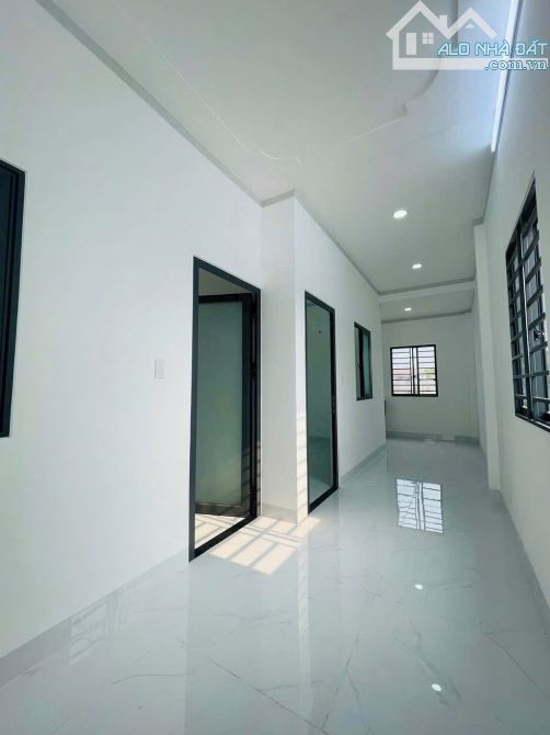 BÁN NHÀ SỔ HÔNG RIÊNG THỔ CƯ ,ĐƯỜNG NHỰA RỘNG 12m.  THUỘC PHƯỜNG TRẢNG DÀI - 14